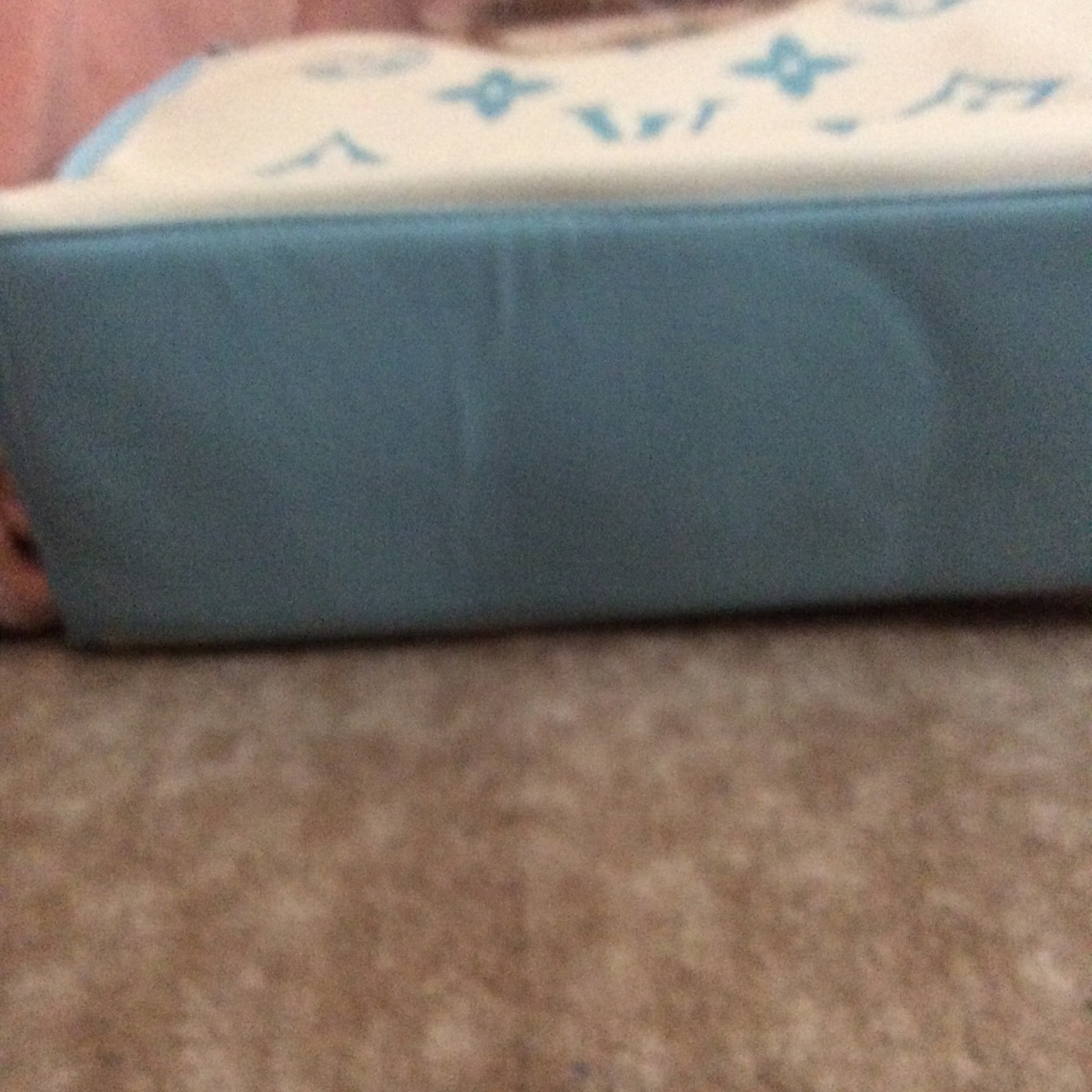 Women’s handbag - Picture 2 of 4